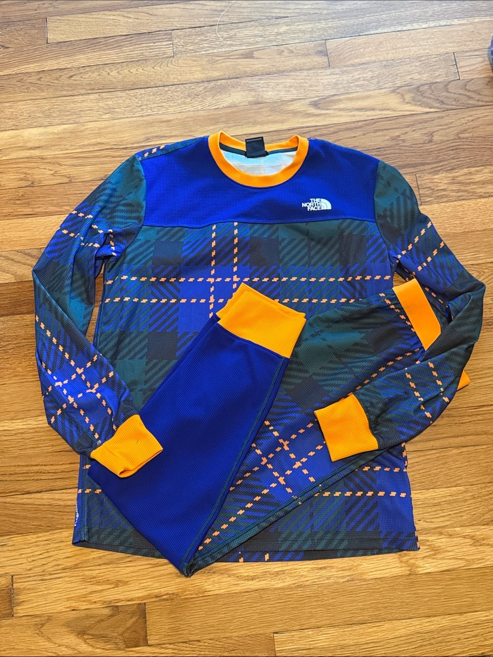 The North Face Men's Blue & Orange Plaid Base Layer Set (Med)